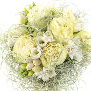 Bouquet di rose e tillansia